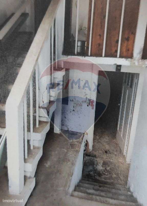 Moradia T6 para venda - Grande imagem: 2/14