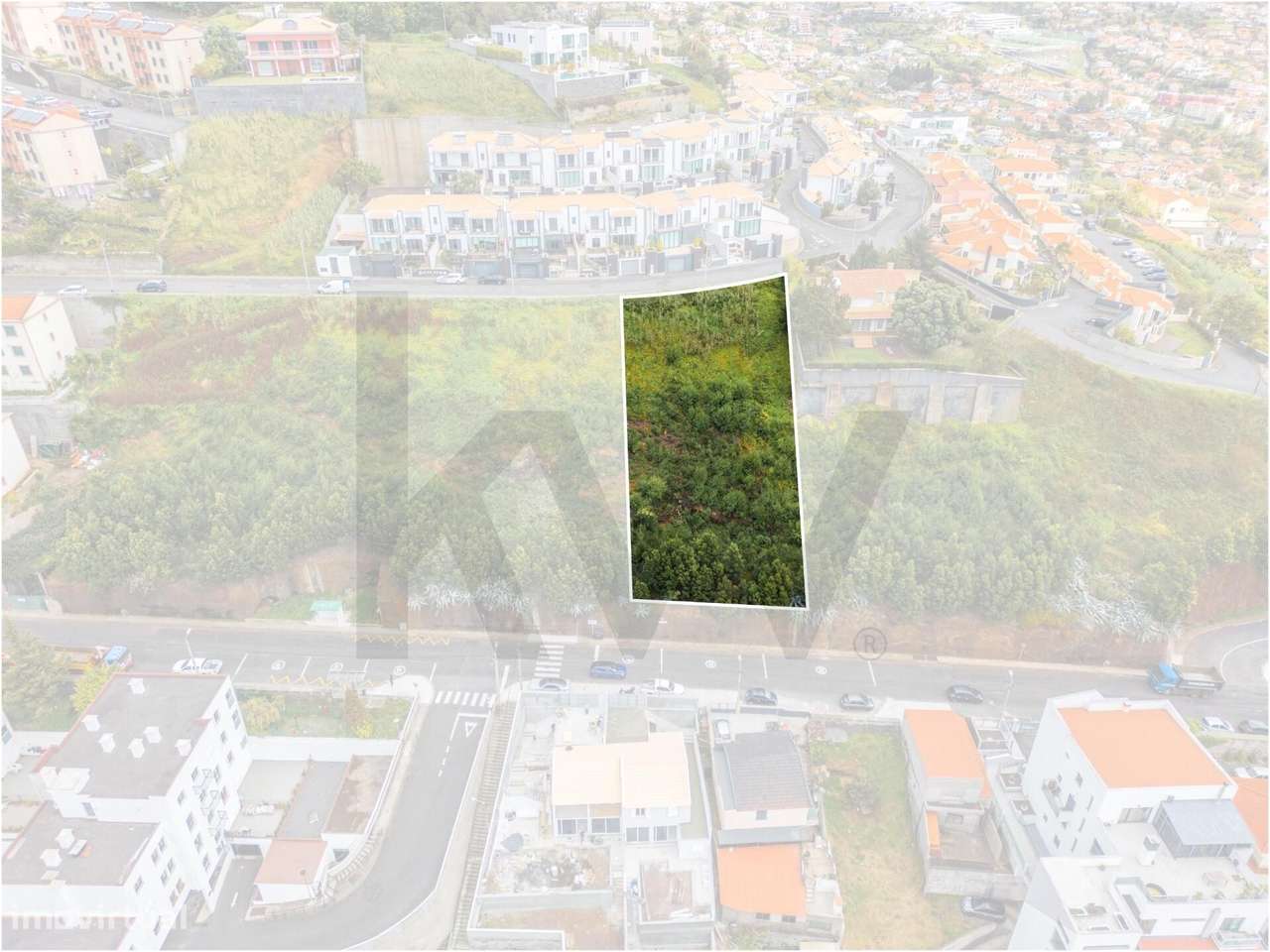 **Terreno com 1246 m2 no Pico das Romeiras - Santo António!** - Grande imagem: 3/38