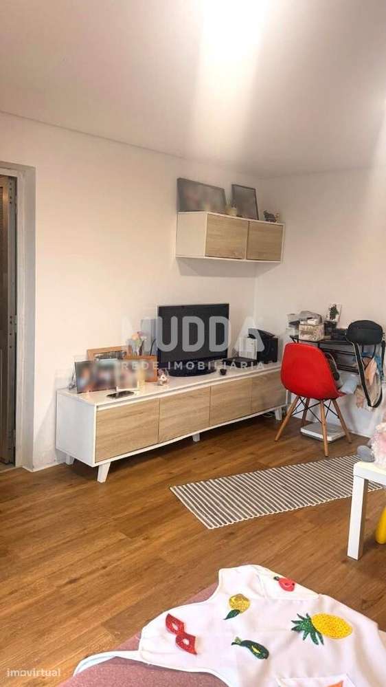 Moradia T4 para recuperar em Arada - Grande imagem: 3/24