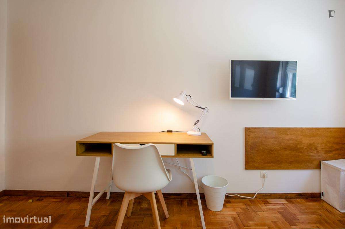 Quarto - localizado em Oeiras Lisbon - Grande imagem: 5/10