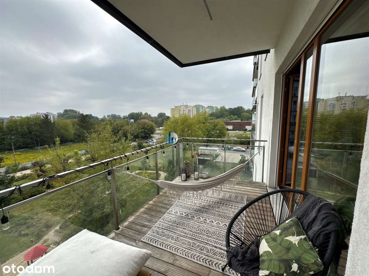 nowoczesne mieszkanie 3 metry wysokości, taras 10-11