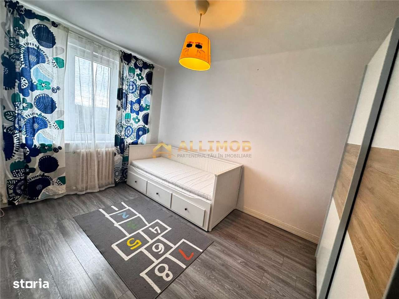 Apartament 3 camere de vânzare în Ploiesti, zona Andrei Muresanu – 54-6