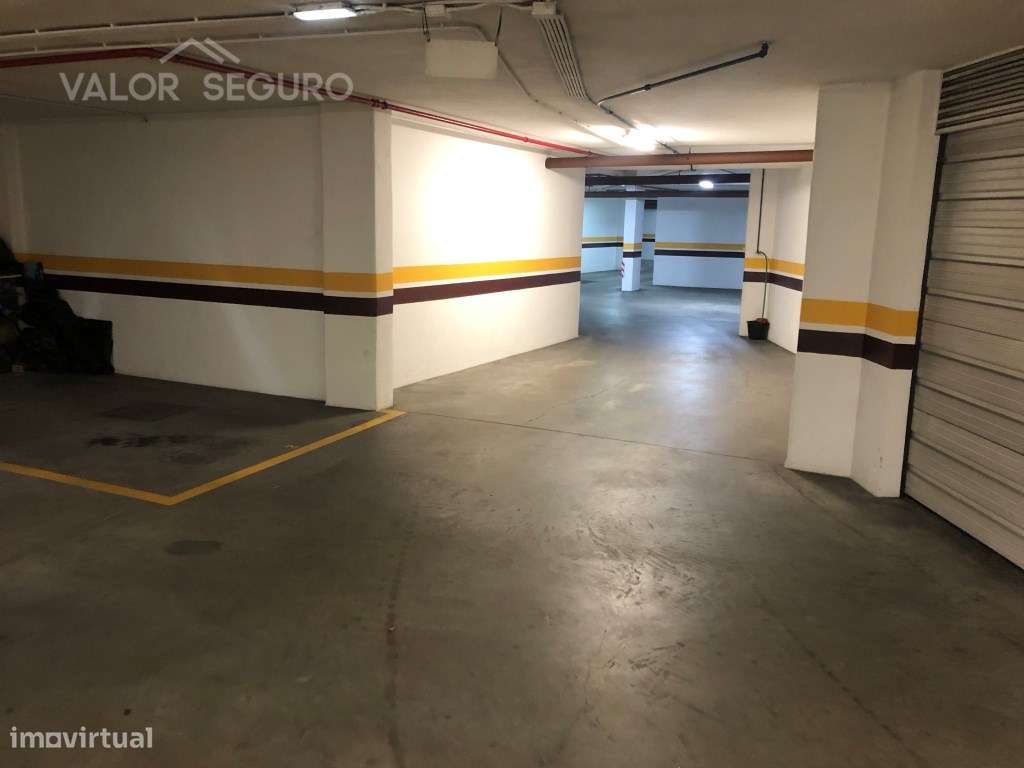 Parqueamento na Quinta da Ómnia em Alverca - Grande imagem: 5/8