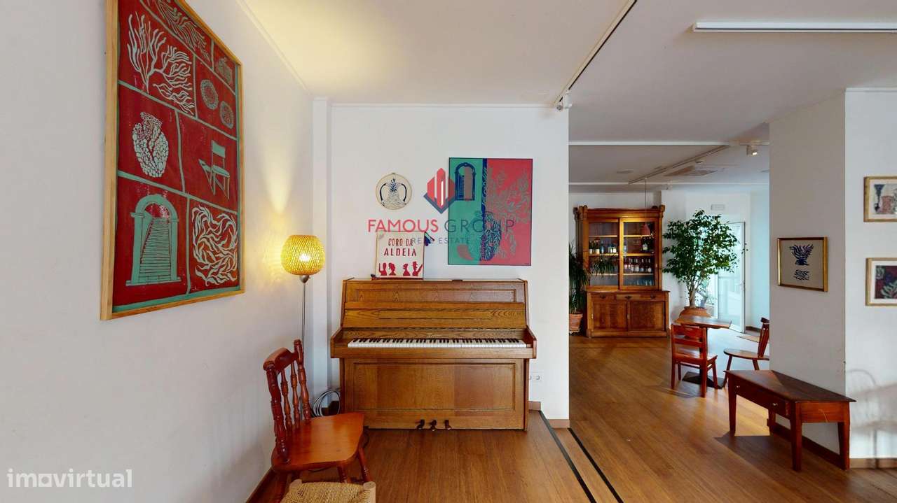 Prédio Histórico com Alojamento Local, Restauração e Espaço...-7