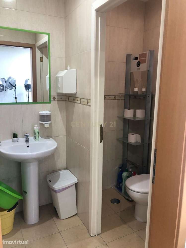 Excelente loja em Corroios - Grande imagem: 2/7