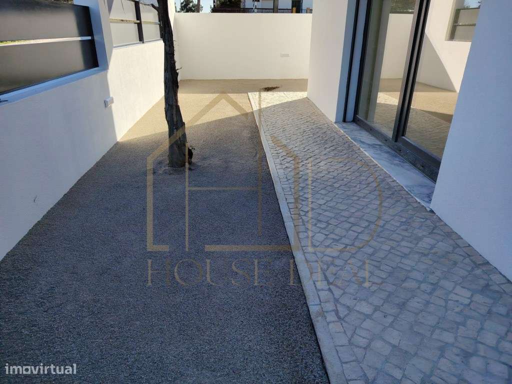 PRONTA!!! Excelente Moradia T4 com Piscina e Garagem. Pinhal do Gen... - Grande imagem: 5/60