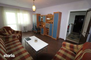 Vând apartament 3 camere în Hunedoara, zona M5-BRD, etaj 2, decomandat