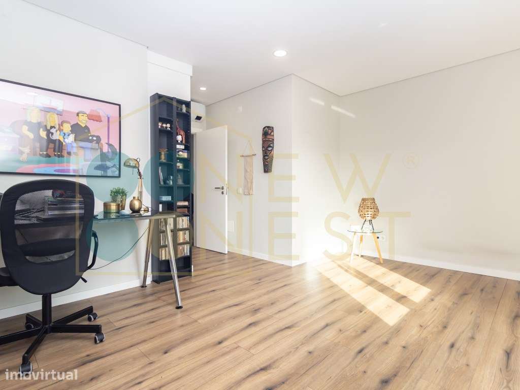 Moradia T4 com piscina e garagem nas Manteigadas | Setúbal-6