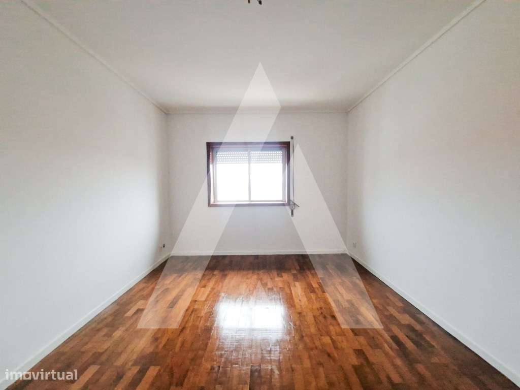 Apartamento T2 em pleno centro de Esgueira! - Grande imagem: 5/11