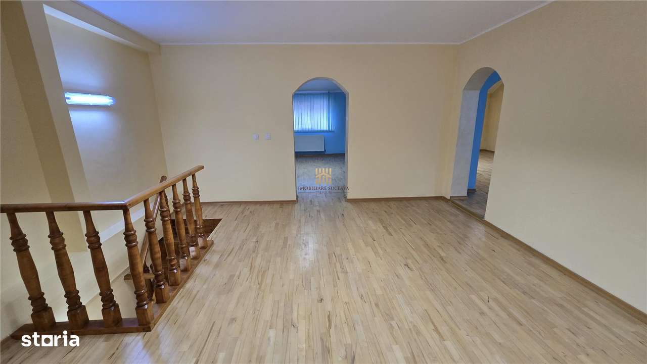 Spatiu 4 Birouri Radauti Ultracentral De Inchiriat - Imagine principală: 1/10