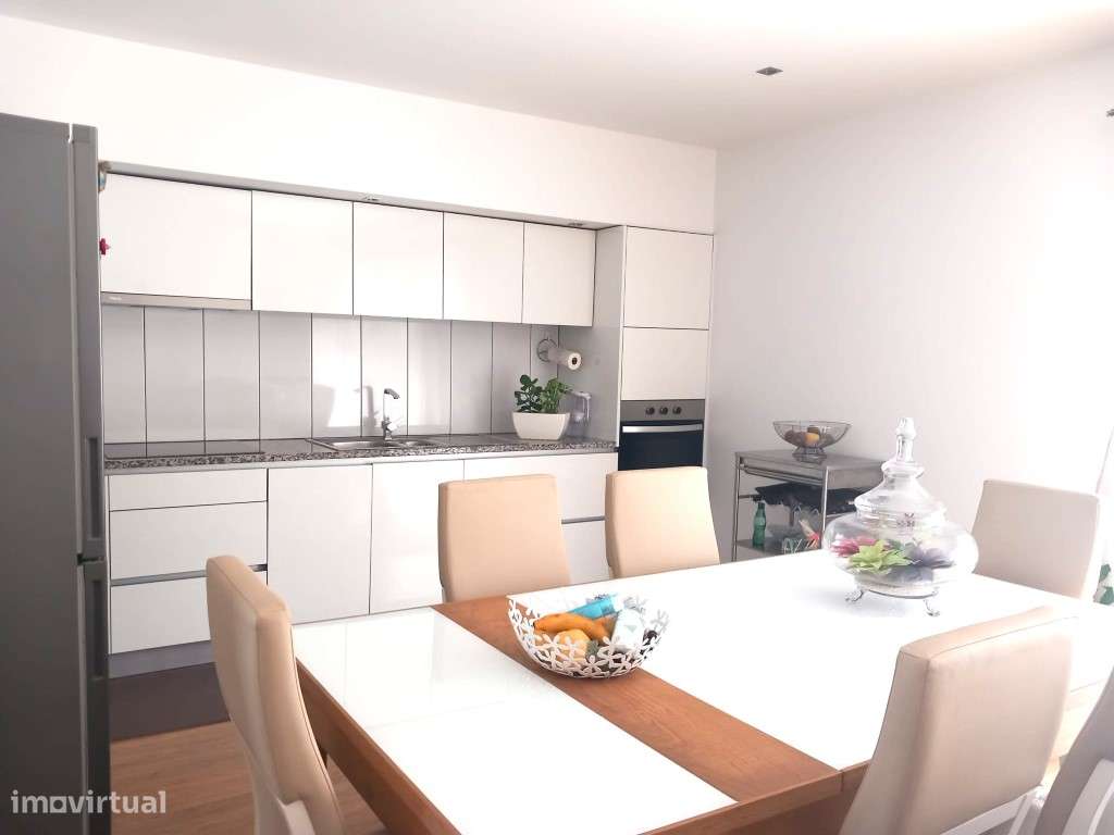 Moradia T2 Suites térrea (10min a pé da praia)-9