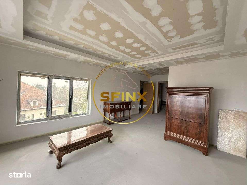 9 camere, piscina exterioara, garaj 5 masini, 516 mp utili, teren 1151-14