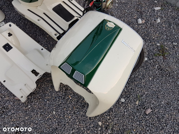 LAMBRETTA LN 125 KOŁO LAMPA PLASTIK BŁOTNIK FOTEL - 10