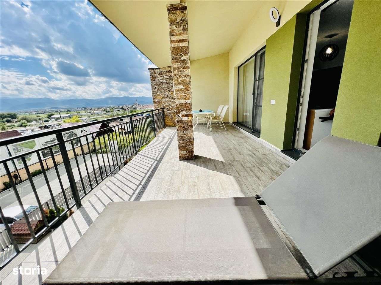 Casa 4 camere P+1+M cu vedere la munți, mobilată complet – Cristian-9