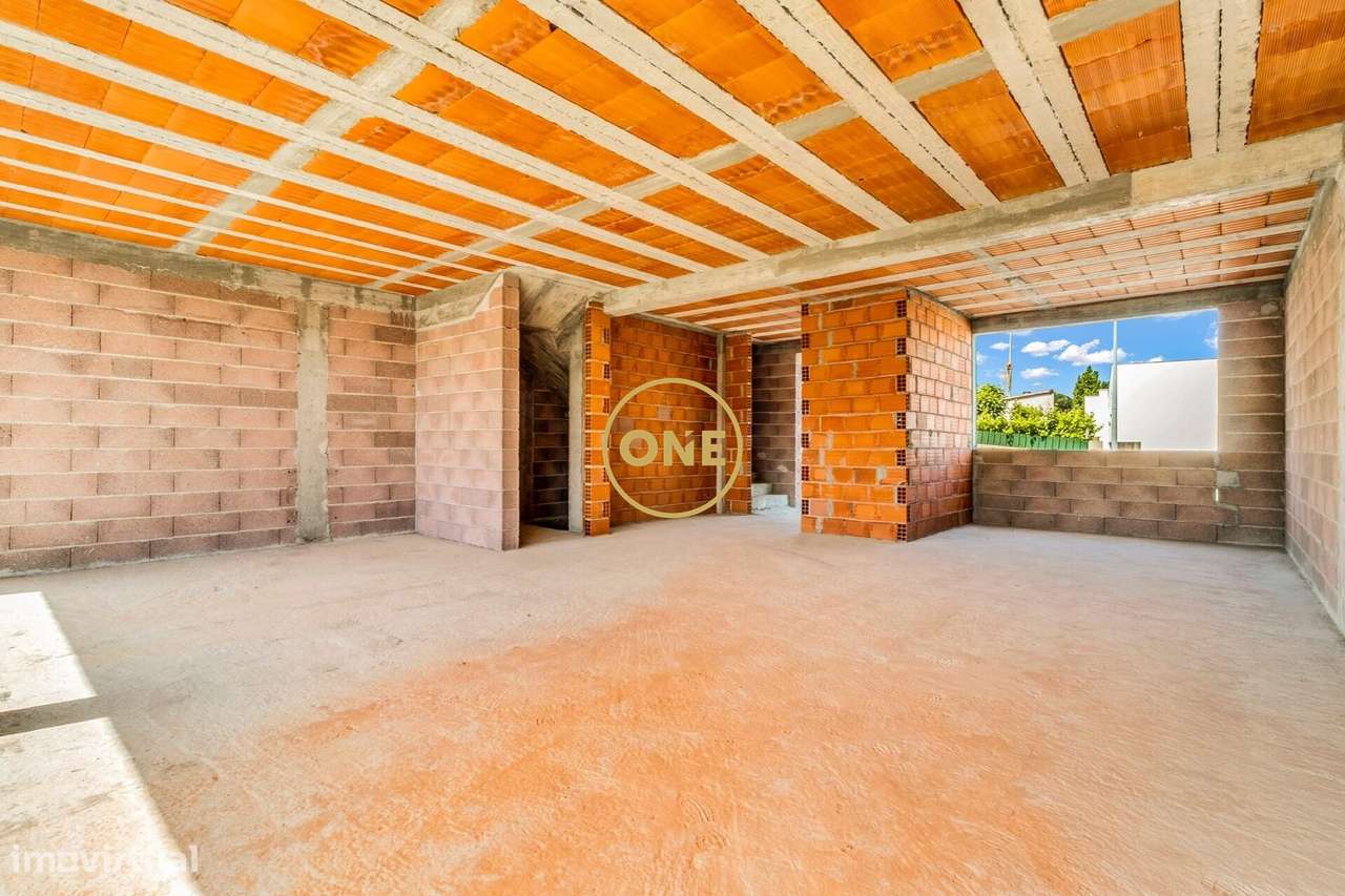 Moradia T3 Vila Golfe Condomínio l Amarante l 390,000.00€-9