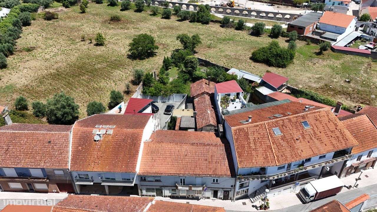 Prédio localizado em Louriçal, Pombal - Grande imagem: 2/20