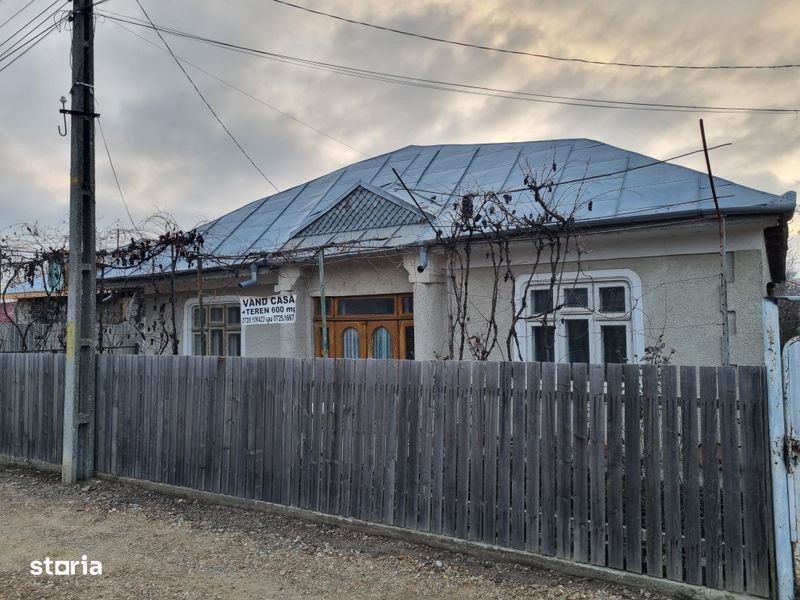 Teren + casa  intravilan Tecuci - Imagine principală: 1/1
