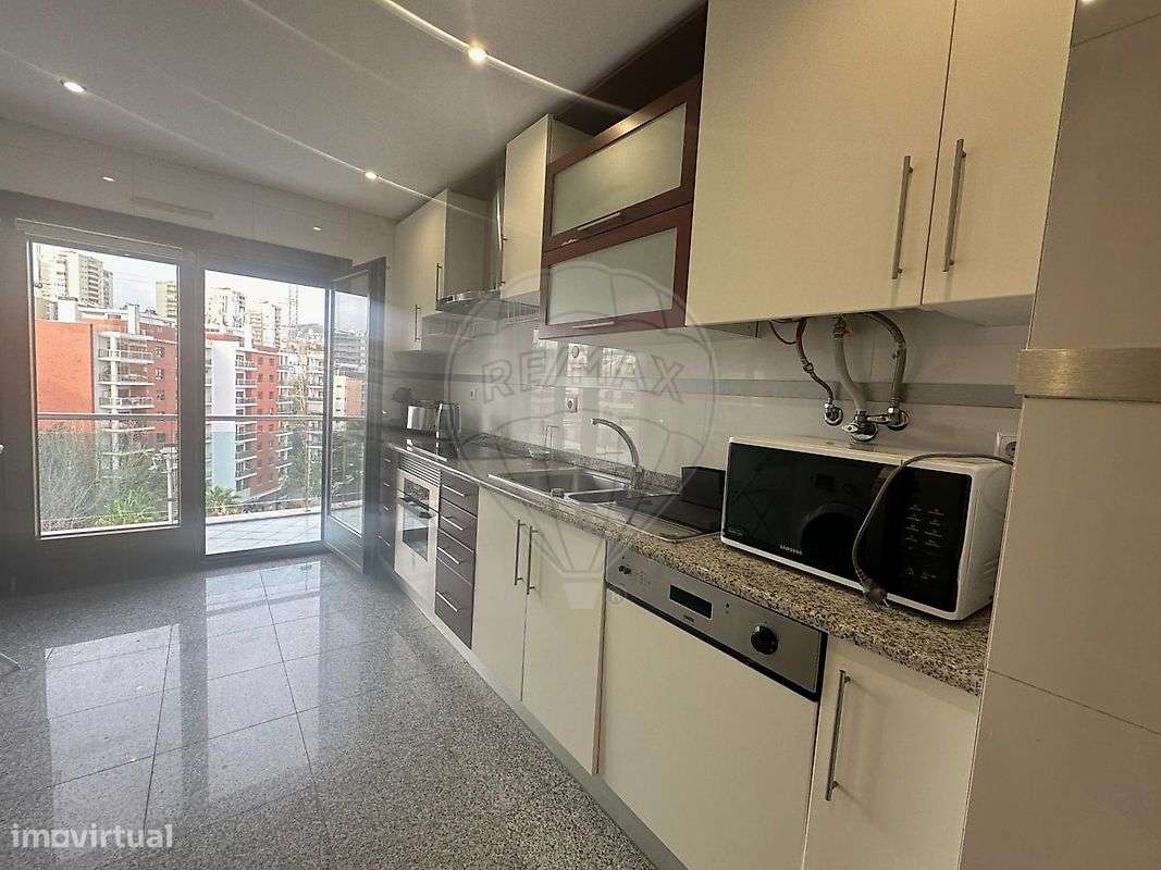 Apartamento T3 para arrendamento - Grande imagem: 5/15