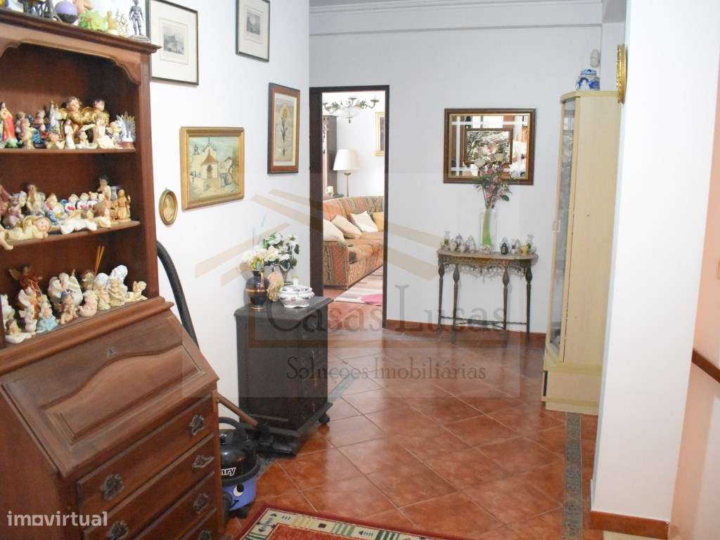 Moradia T3 no Centro do Cadaval - Localização Premium!-55