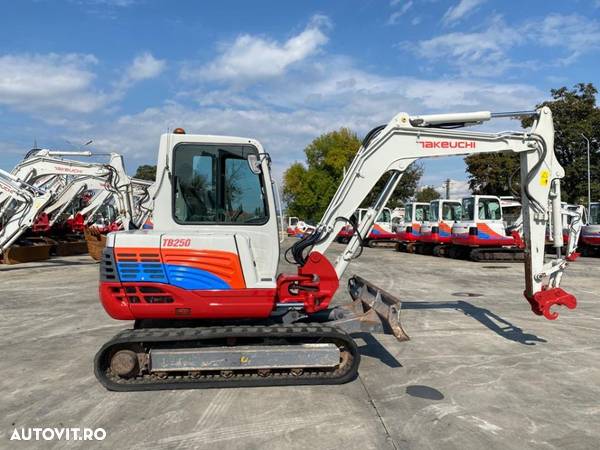 Takeuchi Tb 250 - 3