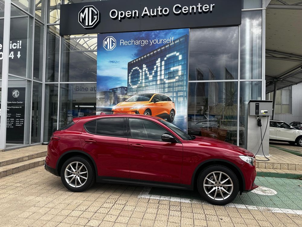 Alfa Romeo Stelvio (4)