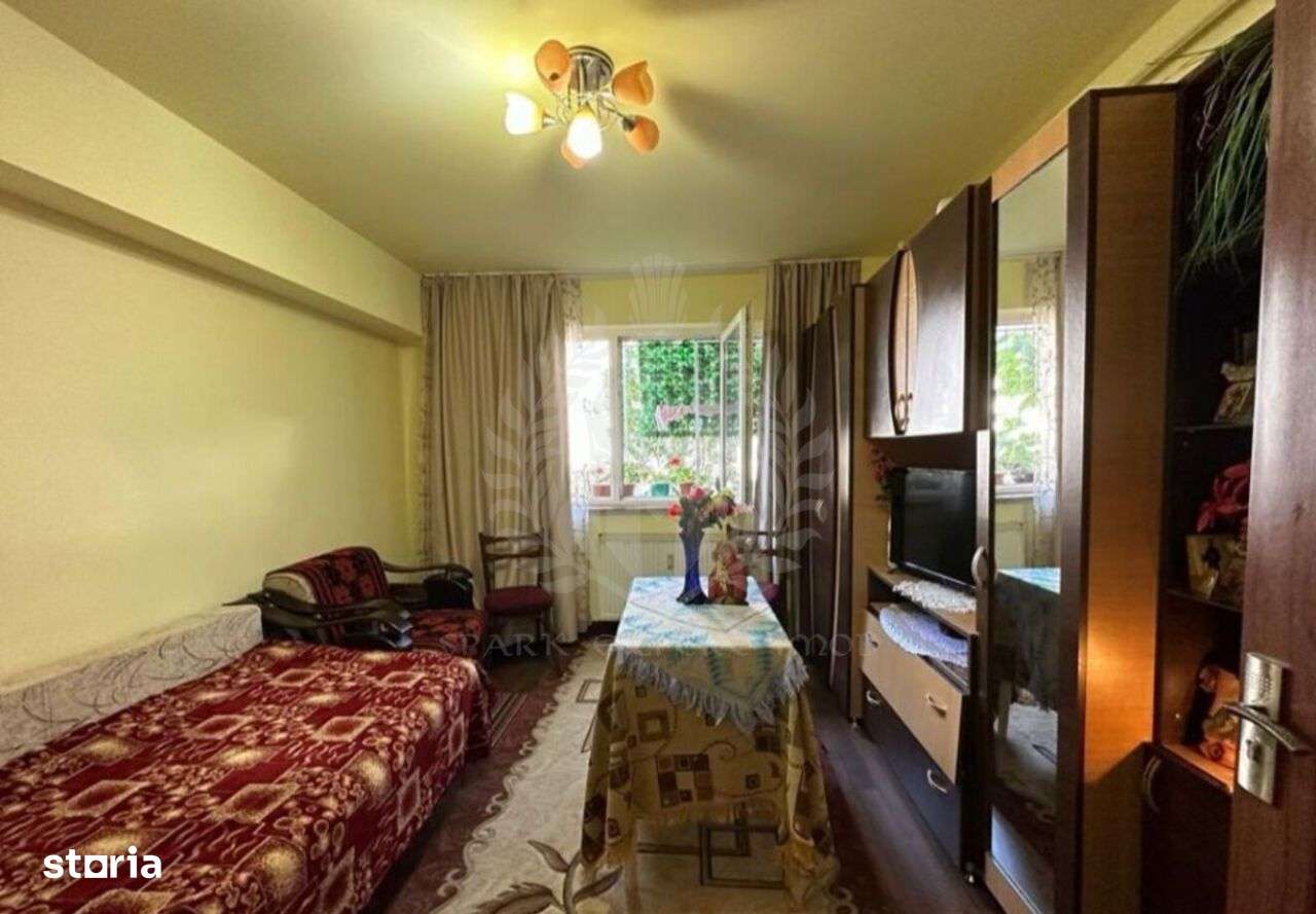 GARSONIERA DE VÂNZARE - Imagine principală: 1/3