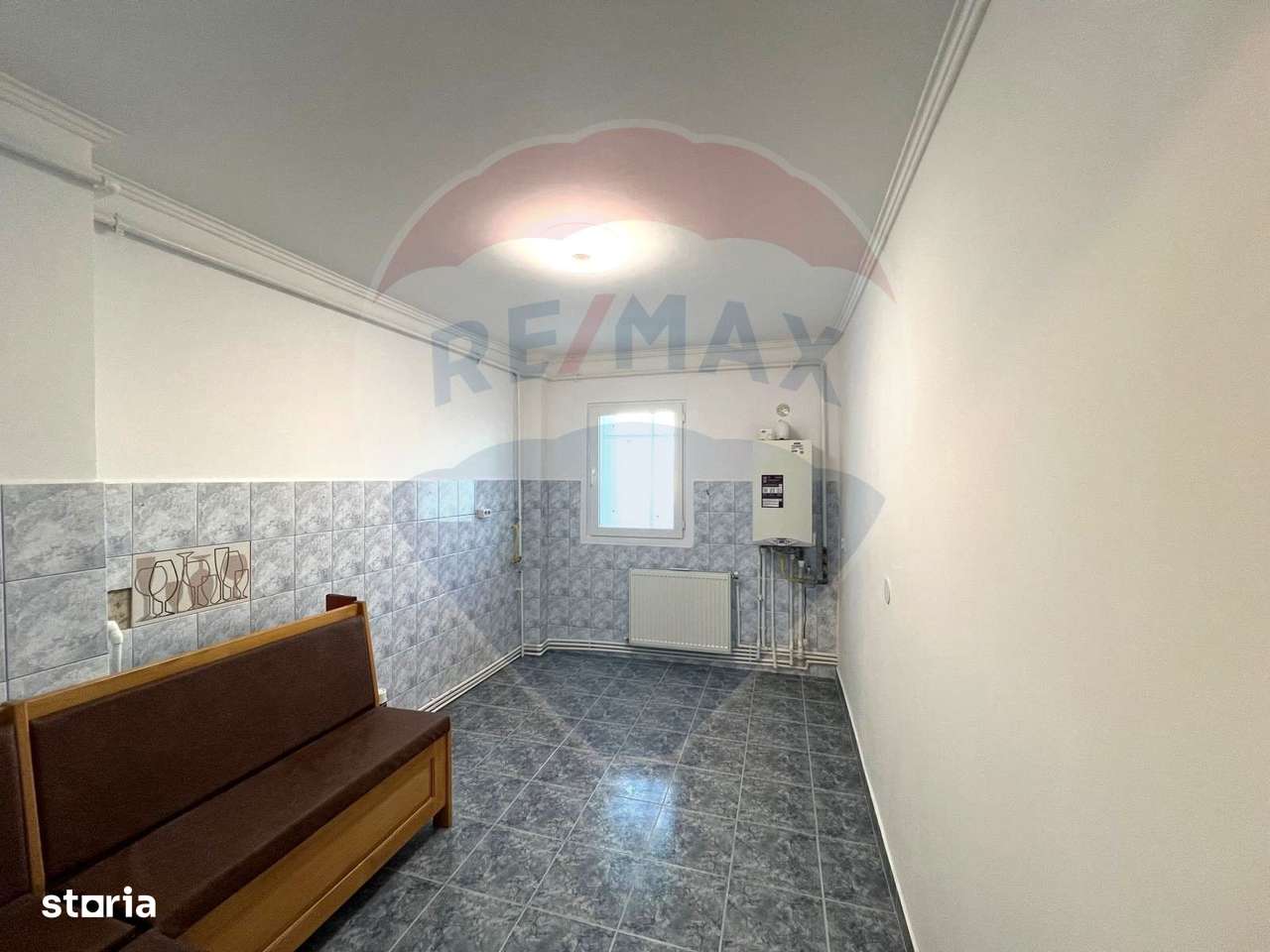Apartament cu 3 camere de vânzare strada BICAZ zona URA-7