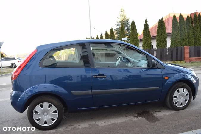 Ford Fiesta 1.3 - 17