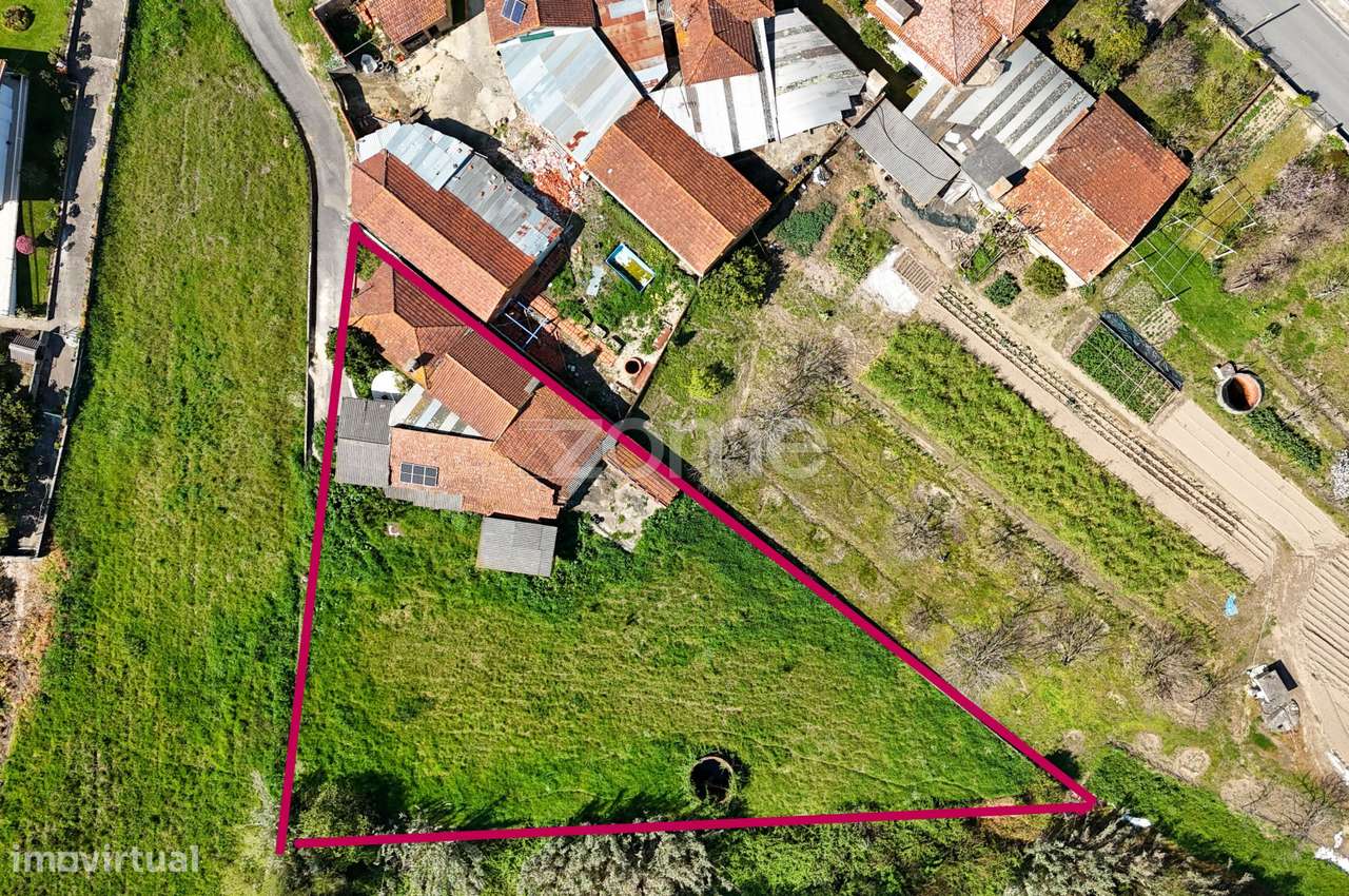 Moradia Terrea Com Terreno Em Amoreira Da Gandara Anadia