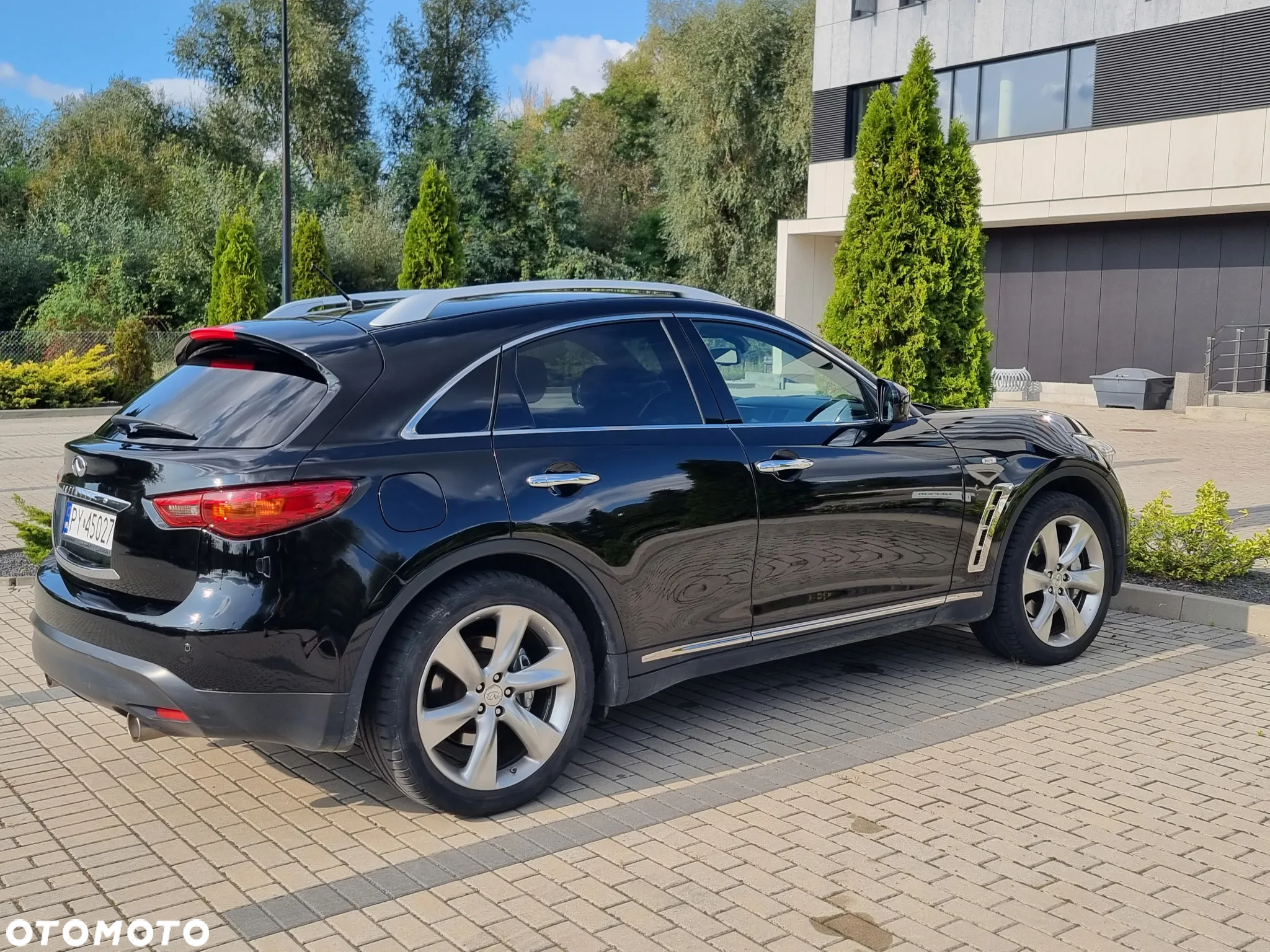 Infiniti FX FX30d S Premium - 19