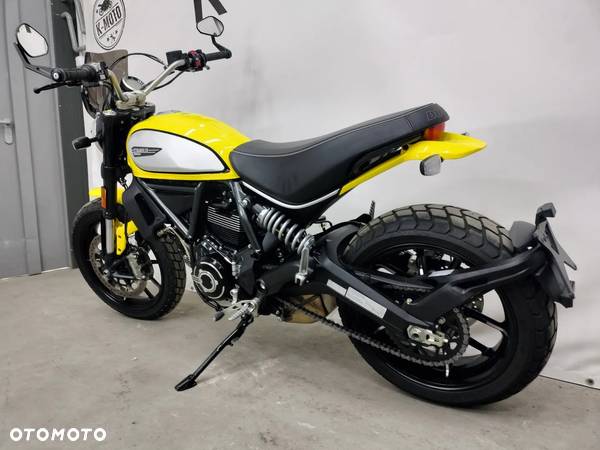 Ducati Scrambler - 24