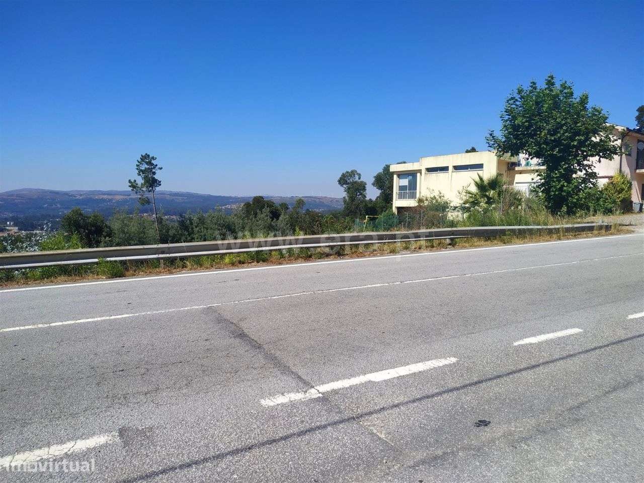 Terreno de construção em São Gens - Grande imagem: 2/4