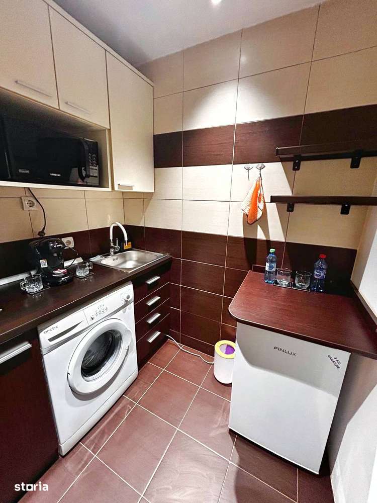 Vindem garsoniera in Navodari, bloc de apartamente - Imagine principală: 4/5