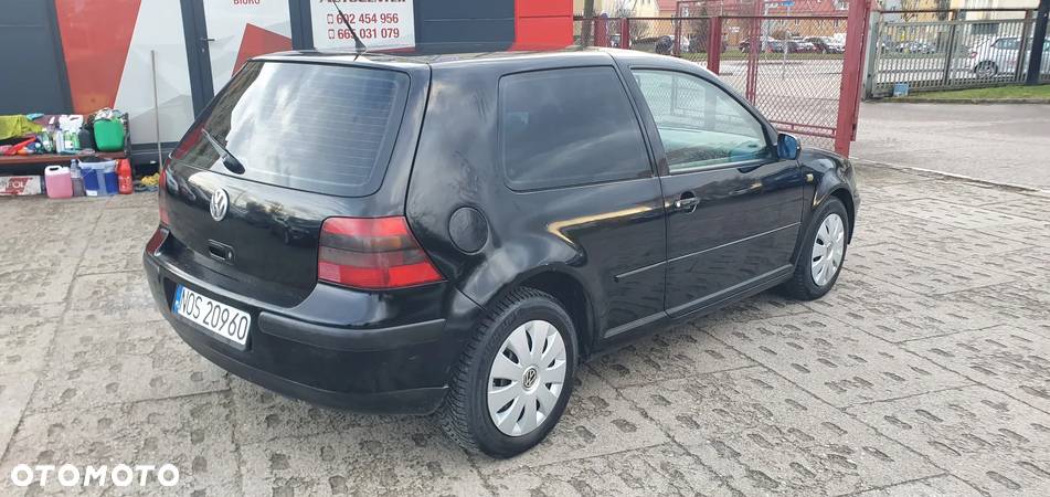 Volkswagen Golf IV 1.6 Trendline - 3