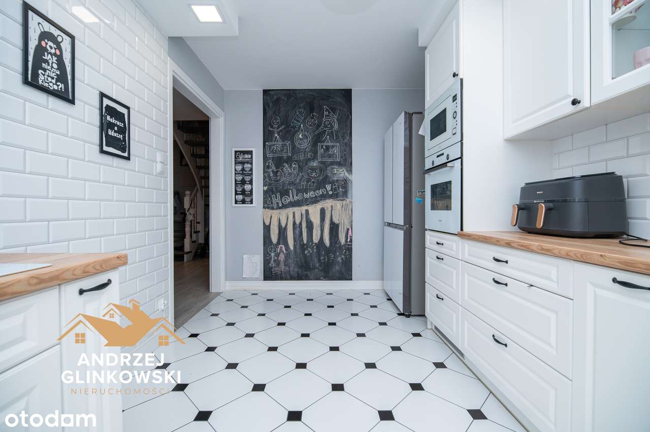 APARTAMENT DWUPOZIOMOWY Z MIEJSCEM POSTOJOWYM W HALI GARAŻOWEJ-7