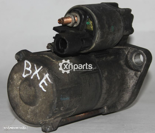 Motor de arranque VW Golf V - A3 - SKODA - SEAT 1.9 TDI 105CV Usado REF. 02Z 911 023H     MOTOR BKD - 2