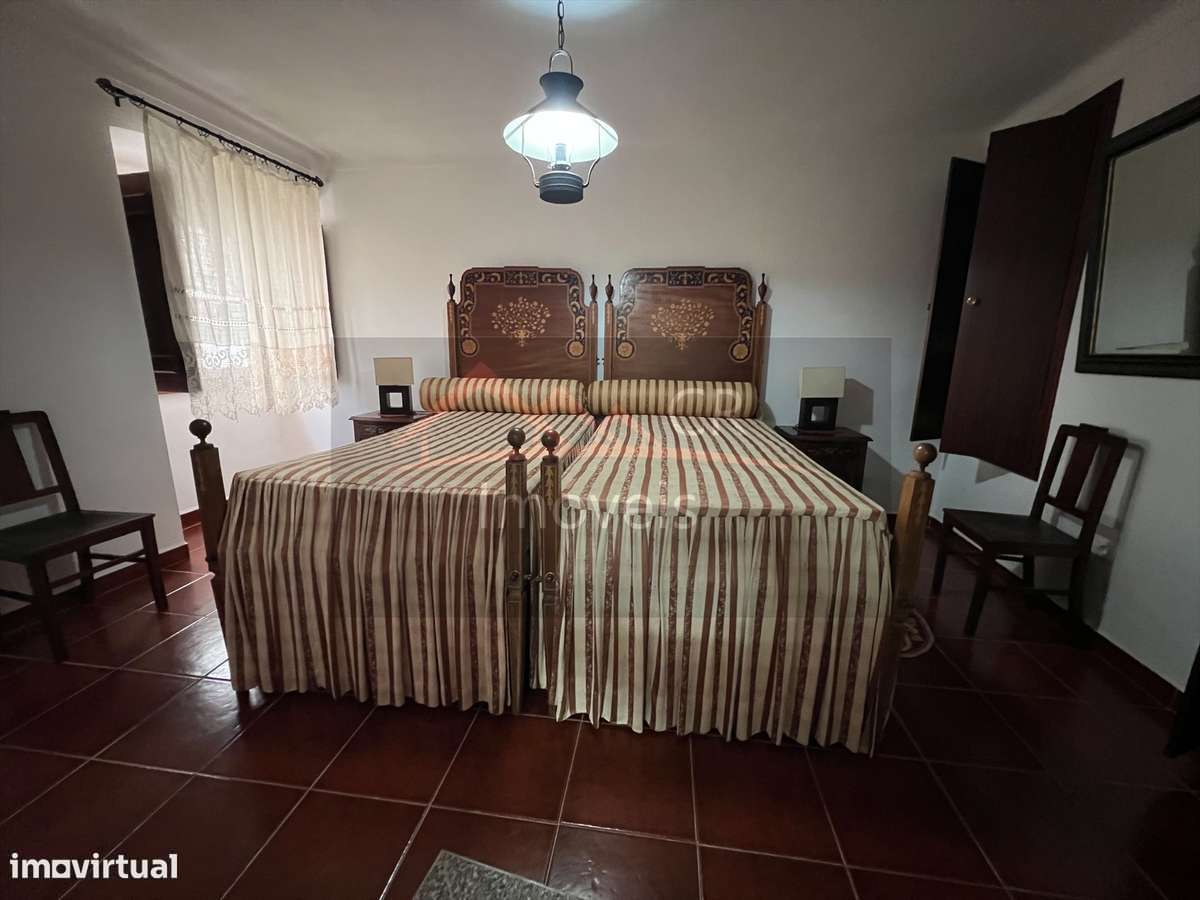 Duas Moradias com Entradas Independentes - Cabeço de Vide - Grande imagem: 4/32