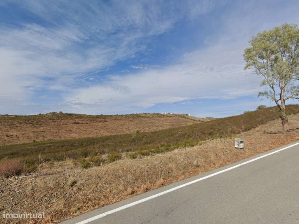Terreno com 12 hectares entre Mértola e Alcoutim - Grande imagem: 4/12
