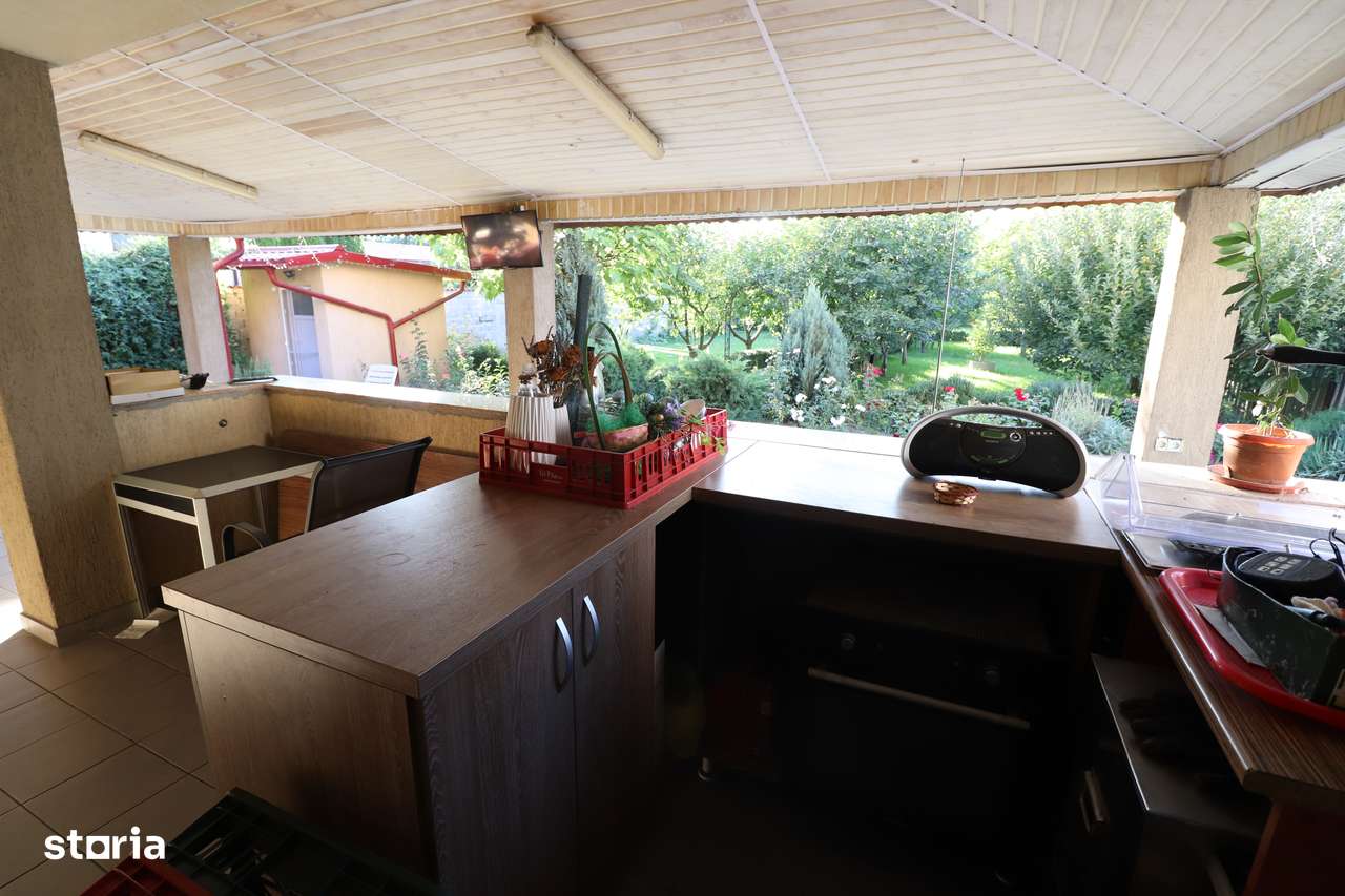 Vila individuala spatioasa cu 1500 mp teren central in Magurele-1