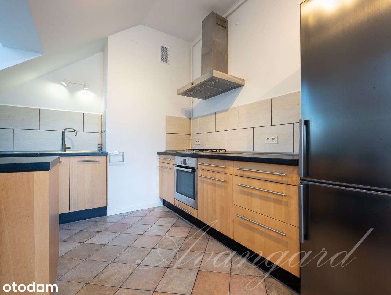 Klimatyczne 3 pok. na poddaszu. Umeblowane. - Pełny obrazek: 3/20