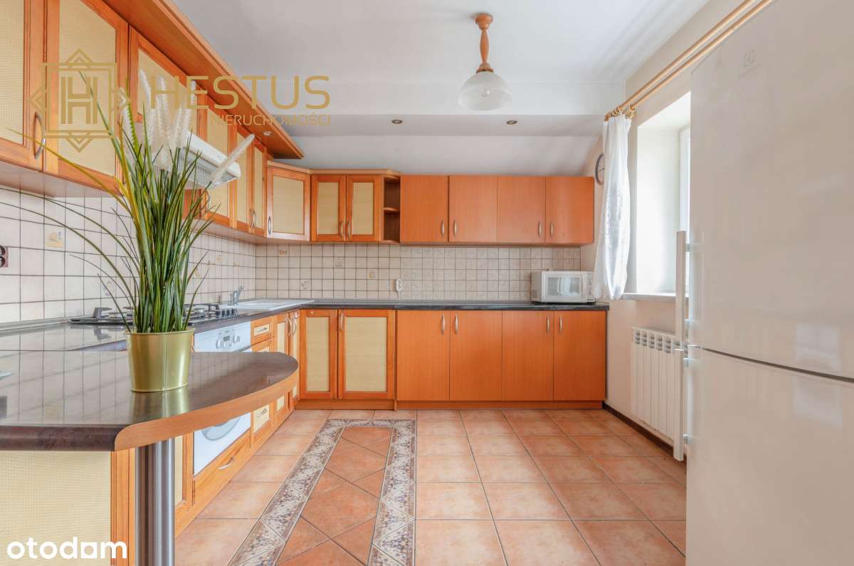 mieszkanie 4 pokoje z dużym balkonem. niski czynsz - Pełny obrazek: 3/12