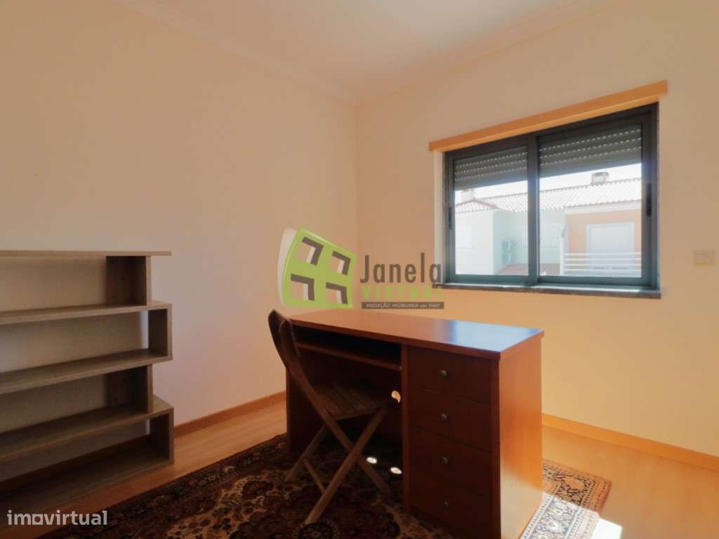 Moradia T3 com Garagem - Choilo, Azeitão-17