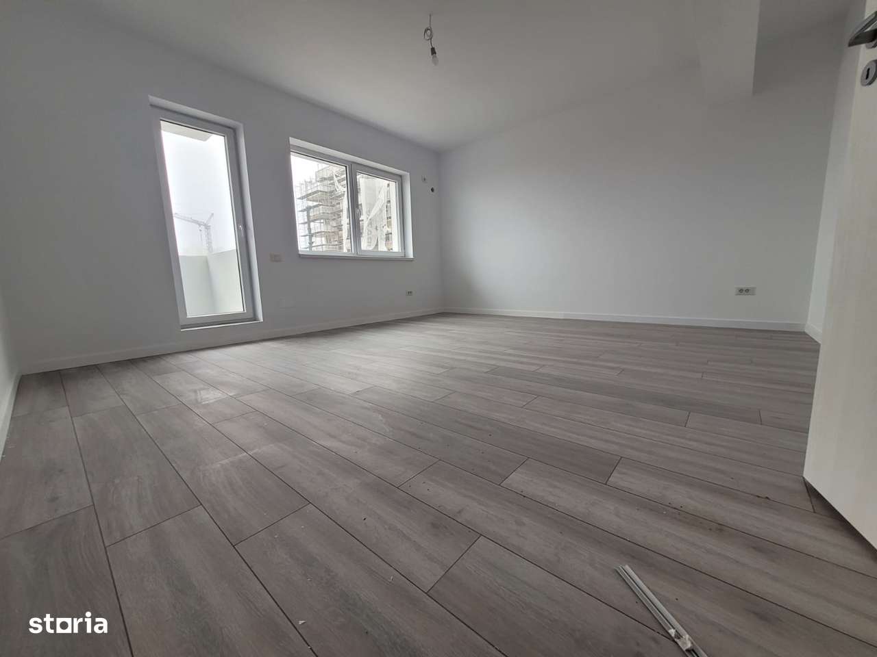 Berceni-Metrou Berceni-Apartament 2 camere decomandat-TVA 21% INCLUS