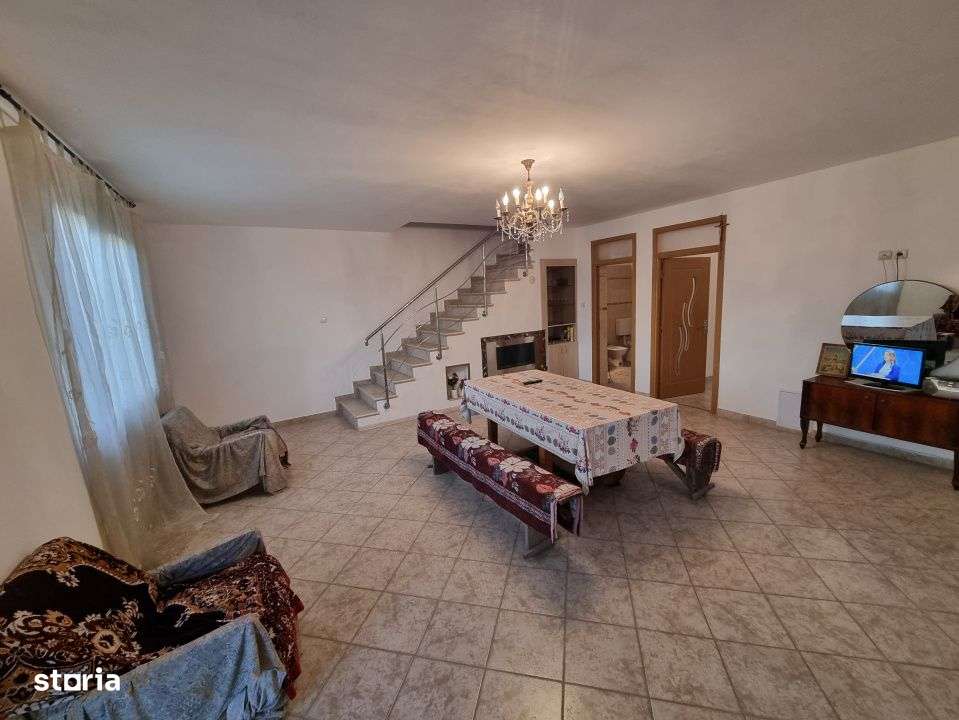 Margineni- Arcadie Septilici- Vila 6 camere- 2019- 3 bai- teren 800 mp-6