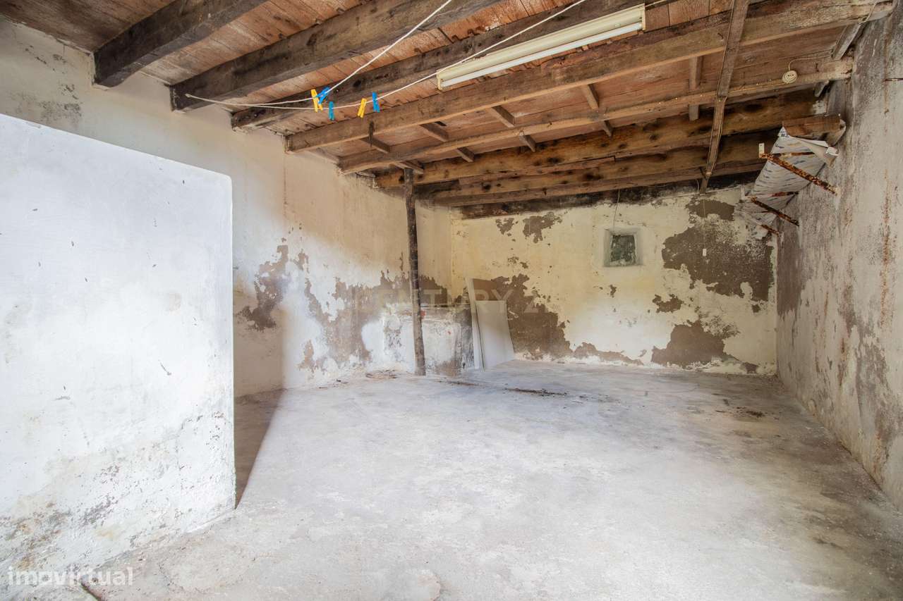 Moradia para recuperar com 250 m² em Vila Verde – Figueira da Foz-37