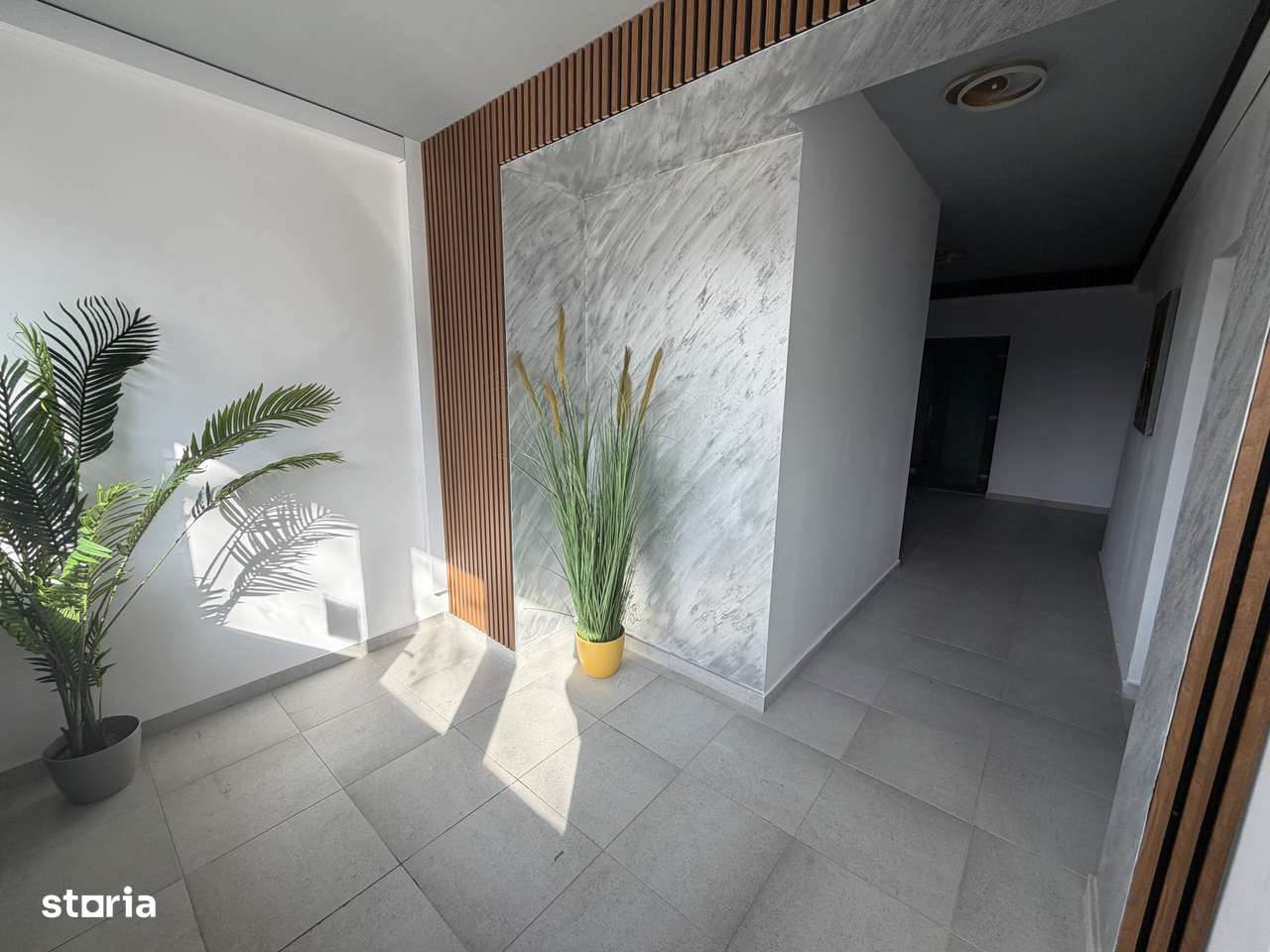 Inchiriere garsonieră 25 mp – zona Sud , boc nou - Imagine principală: 2/5