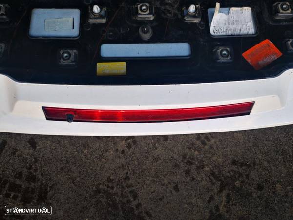 RENAULT CLIO IV GRANDTOUR AILERON / SPOILER - Z218 - 7