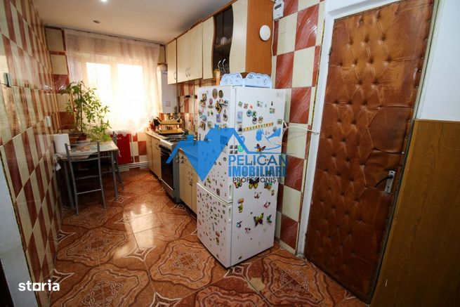 Vest , 3 camere, renovat, centrala proprie-4