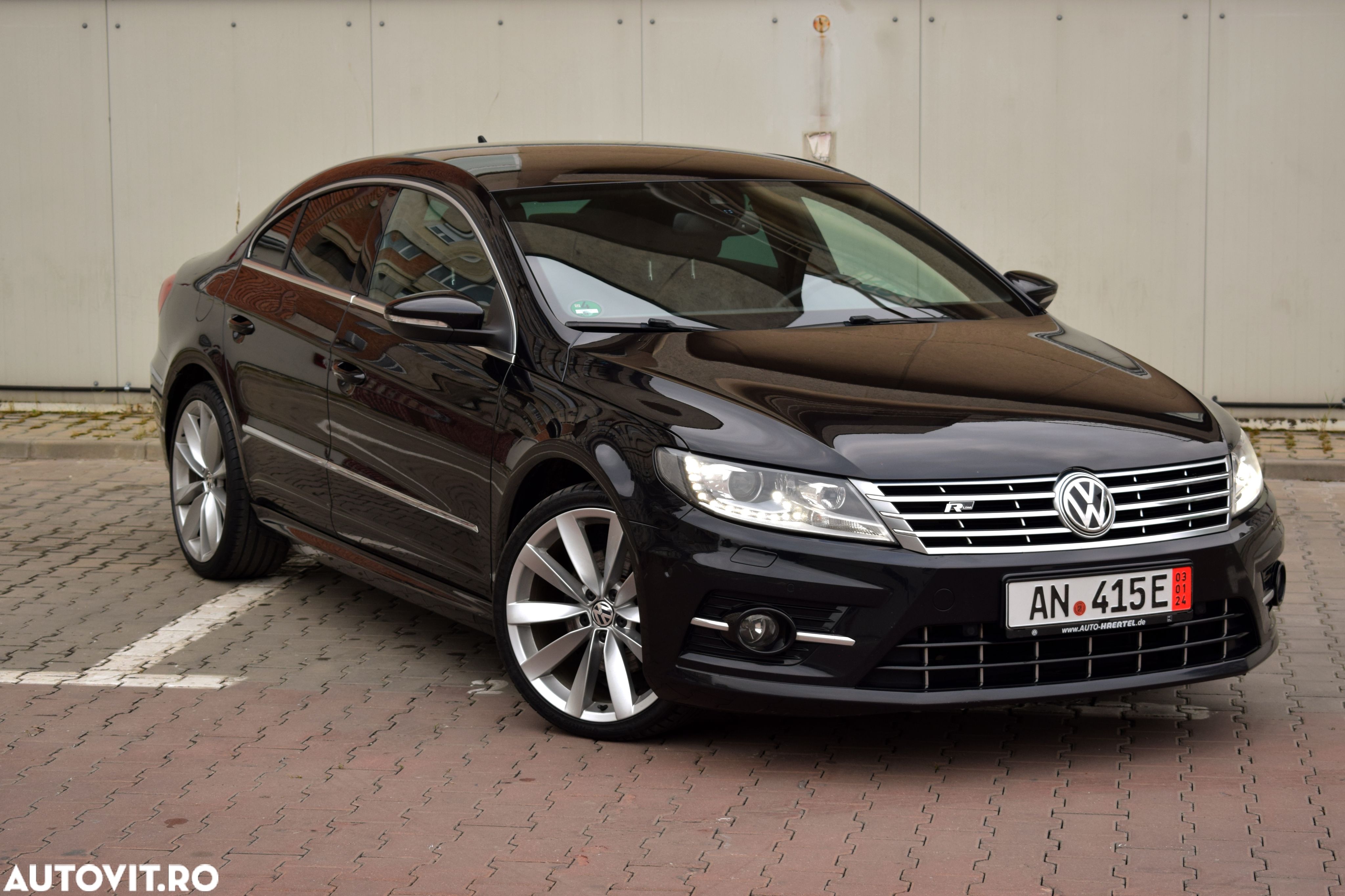 Volkswagen Passat CC - 1