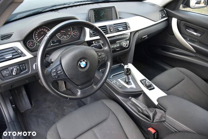 BMW Seria 3 - 10